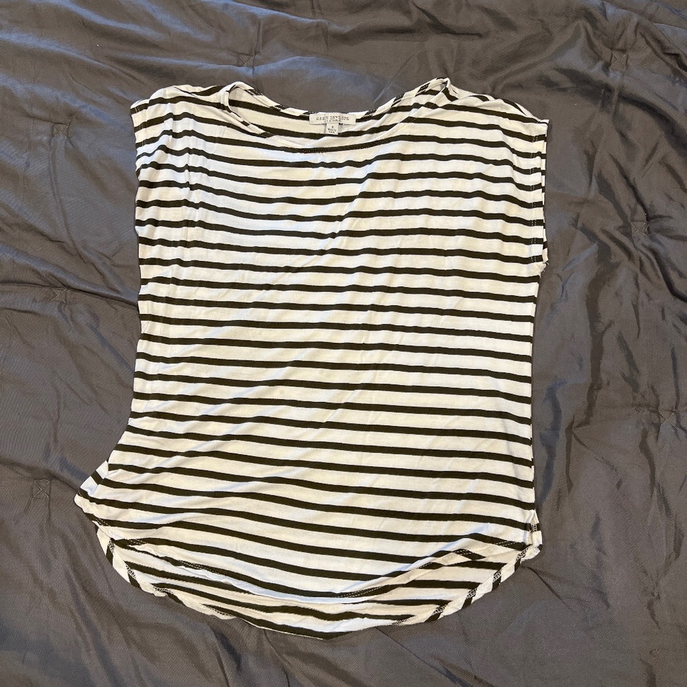 Green and cream stripe tee. Loose fit.